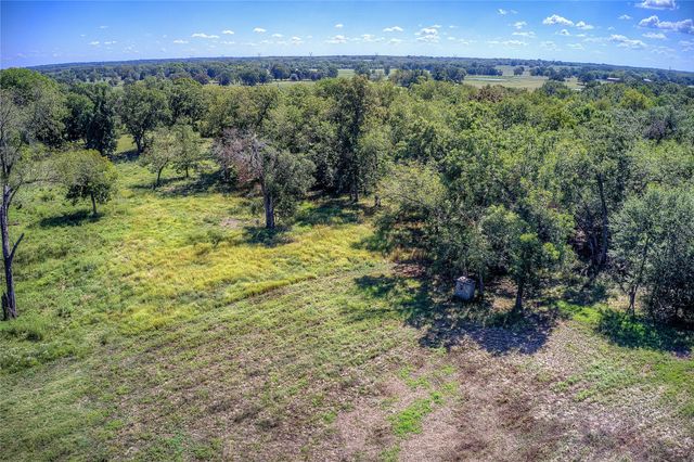 429 County Road 4736, Cumby, TX 75433