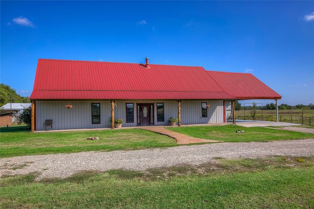 429 County Road 4736, Cumby, TX 75433