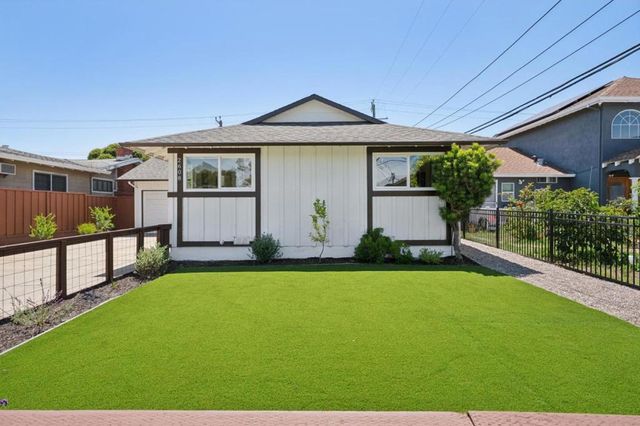 2608 S Norfolk Street, San Mateo, CA 94403
