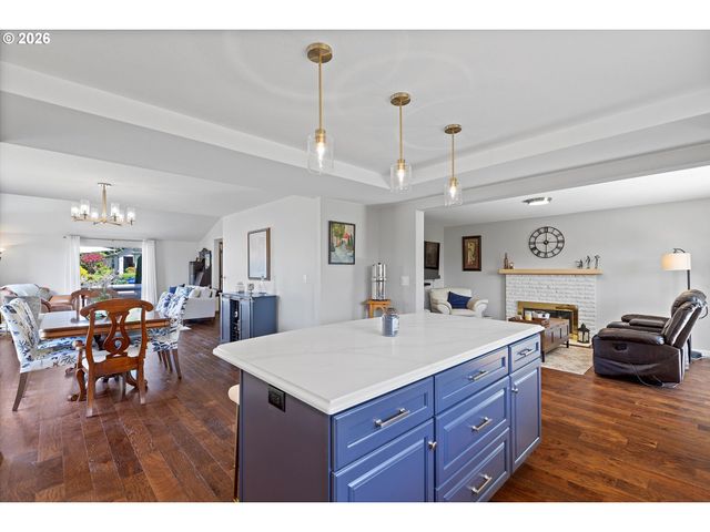 15701 Se 34TH Cir, Vancouver, WA 98683