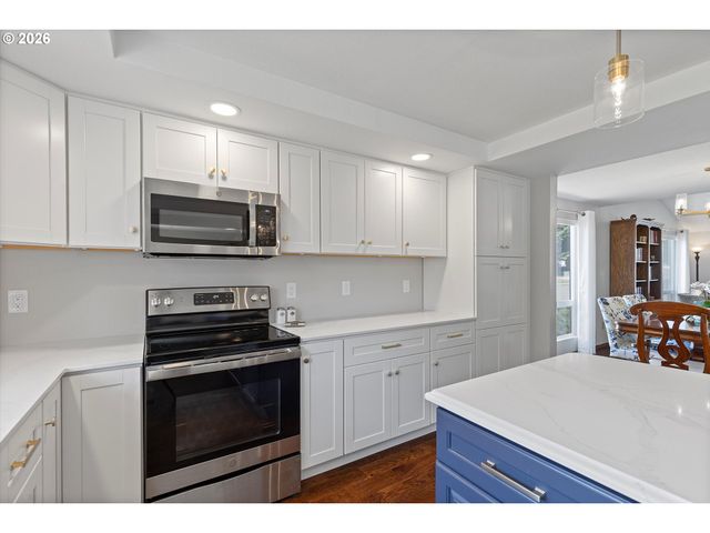 15701 Se 34TH Cir, Vancouver, WA 98683