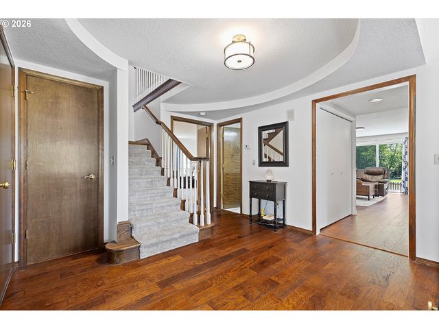 15701 Se 34TH Cir, Vancouver, WA 98683