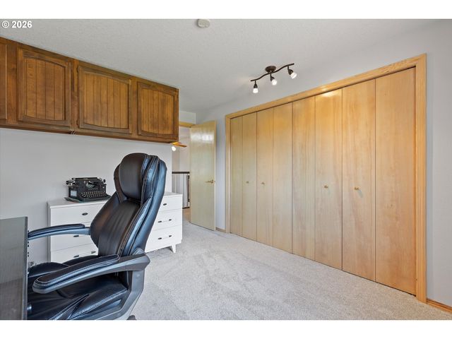 15701 Se 34TH Cir, Vancouver, WA 98683
