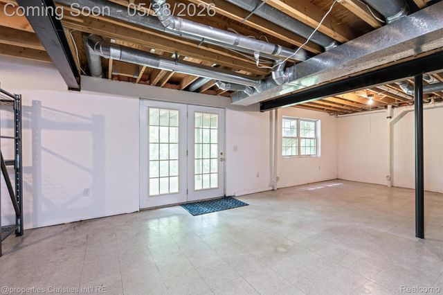 4709 Greenview Court, Commerce Charter Township, MI 48382