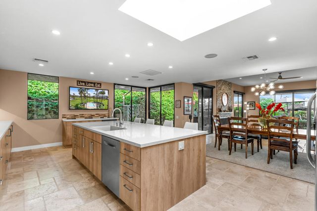 132 Columbia Drive, Rancho Mirage, CA 92270