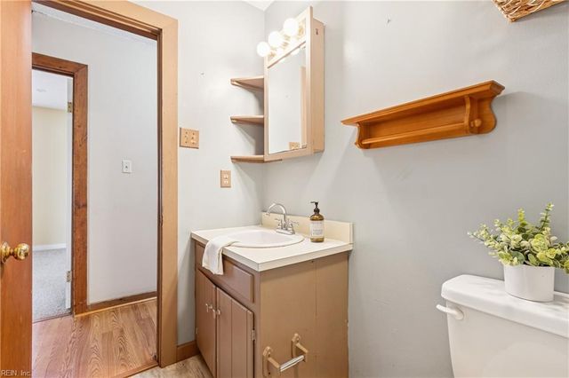 4152 Hickory Fork RD, Gloucester, VA 23061