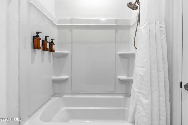 5214 N 90TH Drive, Glendale, AZ 85305