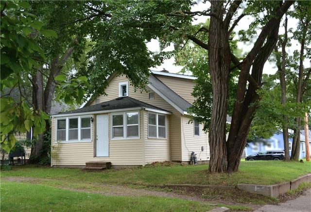 1704 9th Street, Eau Claire, WI 54703