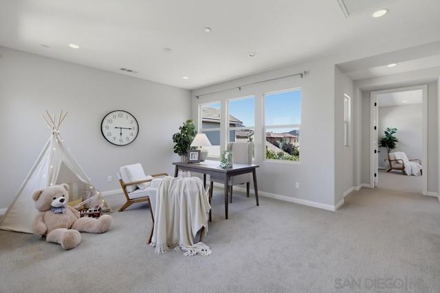 21840 Deer Grass Drive, Escondido, CA 92029