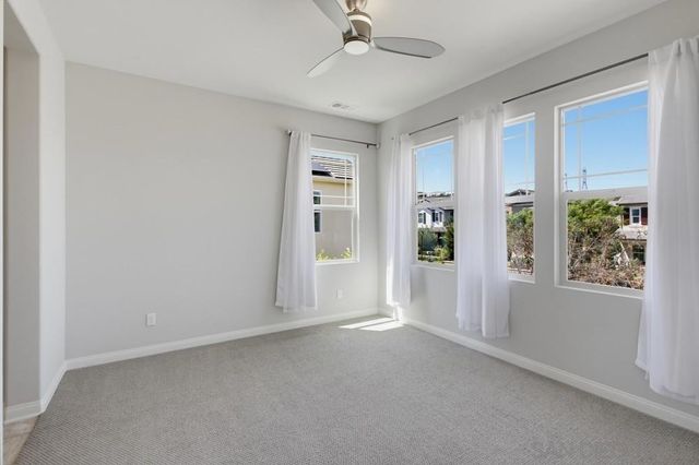 21840 Deer Grass Drive, Escondido, CA 92029