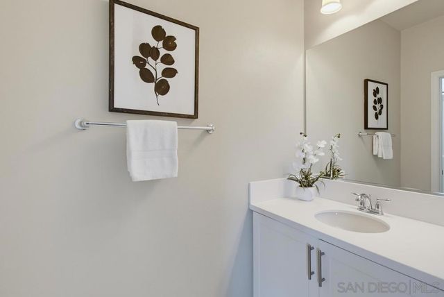 21840 Deer Grass Drive, Escondido, CA 92029