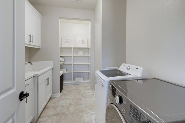 21840 Deer Grass Drive, Escondido, CA 92029