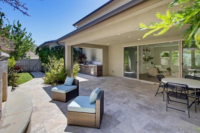 21840 Deer Grass Drive, Escondido, CA 92029