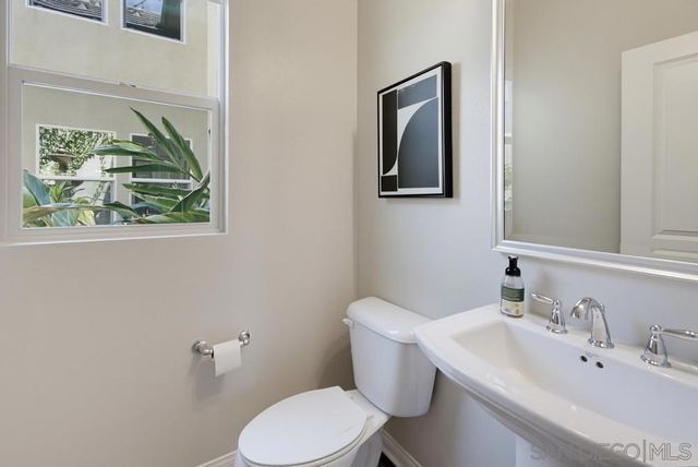 21840 Deer Grass Drive, Escondido, CA 92029