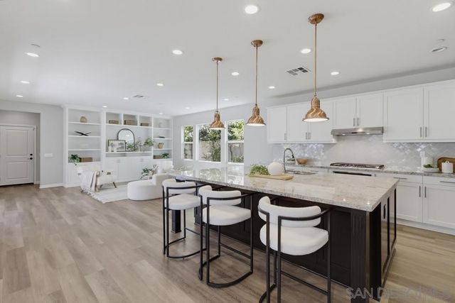 21840 Deer Grass Drive, Escondido, CA 92029