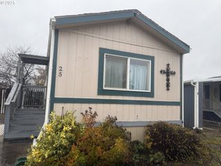 612 N CASCADE Dr 25, Woodburn, OR 97071