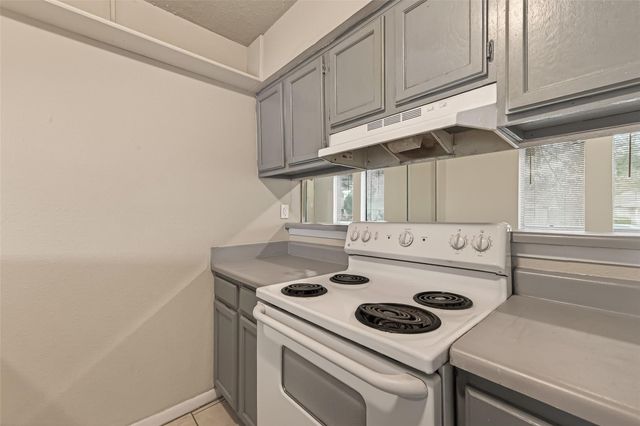 7515 Londres Drive, Houston, TX 77083