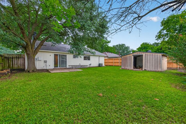 7515 Londres Drive, Houston, TX 77083