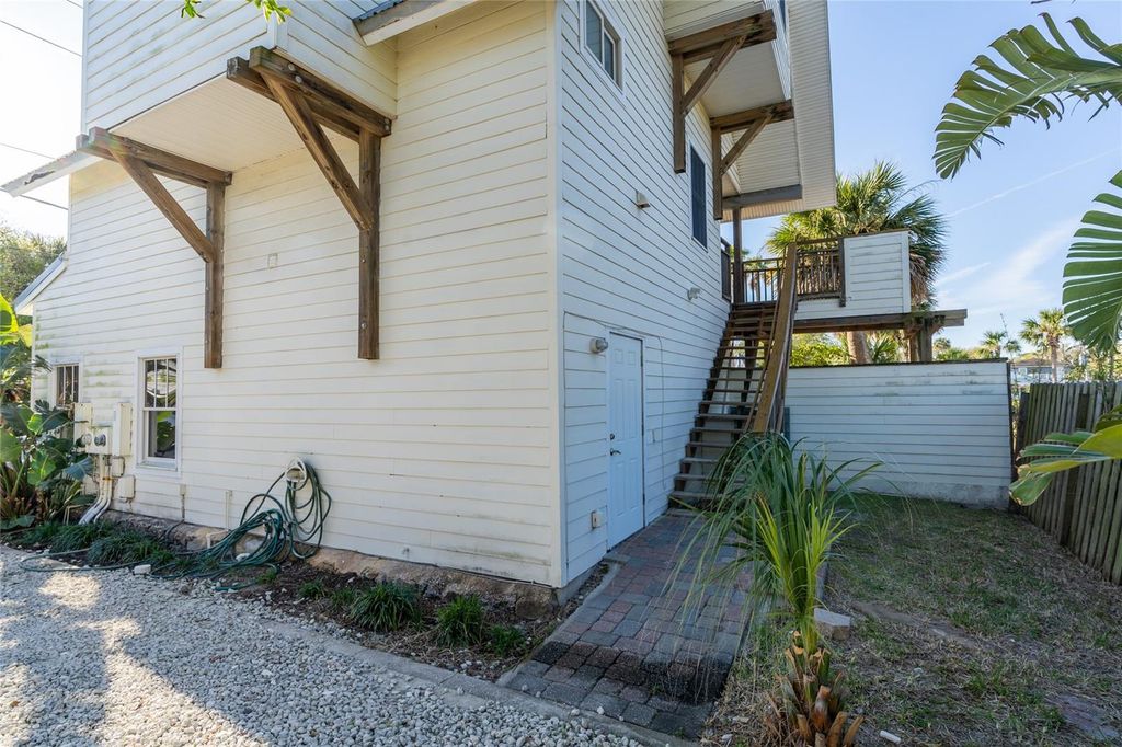 Image 15 of property listing at 104 N PINE STREET, New Smyrna Beach, FL 32169