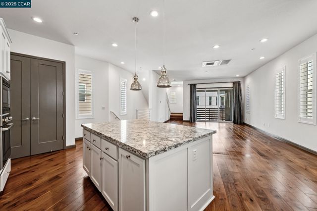 5826 Noba Rd, Dublin, CA 94568