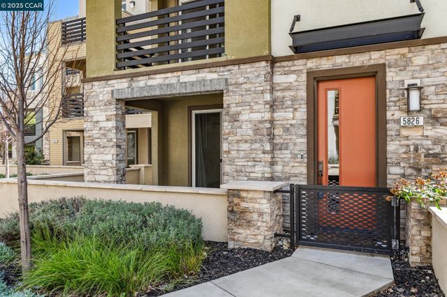 5826 Noba Rd, Dublin, CA 94568