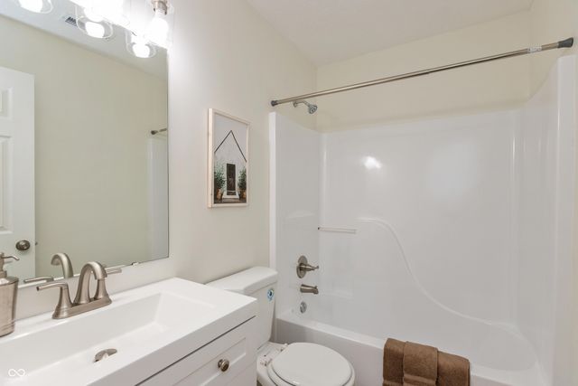 10511 Wintergreen Way, Indianapolis, IN 46234