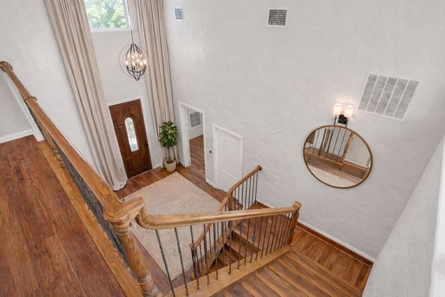 153 Crest Canyon Drive, Fort Worth, TX 76108