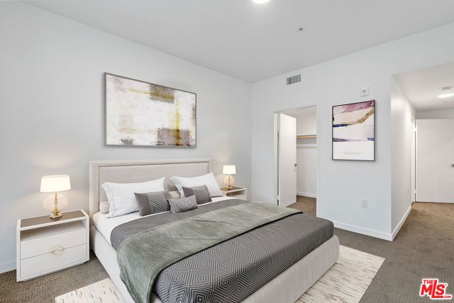 325 N First Street 518, Burbank, CA 91502