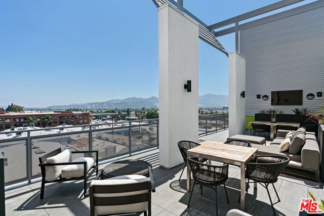 325 N First Street 518, Burbank, CA 91502