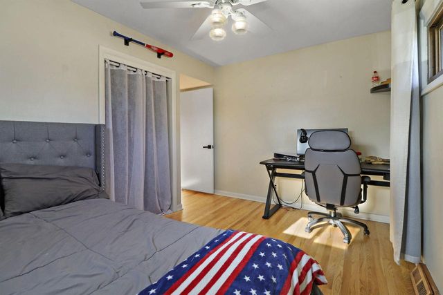 241 N Kendrick AVENUE, Burlington, WI 53105