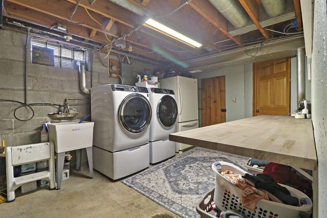 241 N Kendrick AVENUE, Burlington, WI 53105