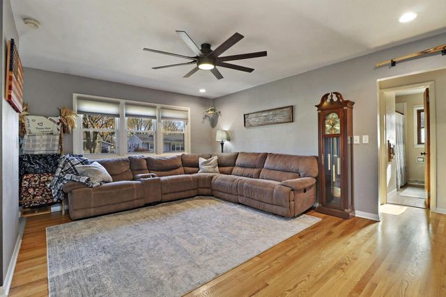 241 N Kendrick AVENUE, Burlington, WI 53105