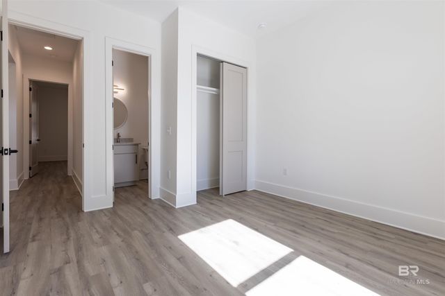 378 W 22nd Avenue, Gulf Shores, AL 36542