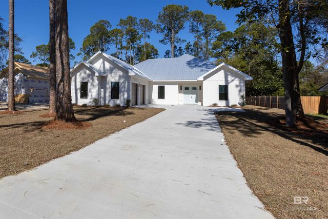 378 W 22nd Avenue, Gulf Shores, AL 36542