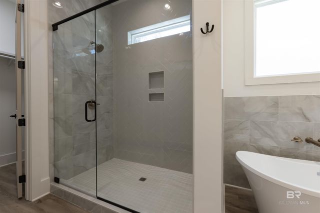 378 W 22nd Avenue, Gulf Shores, AL 36542