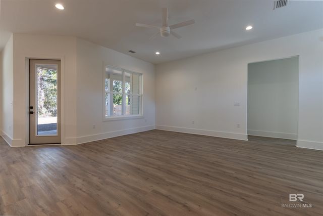 378 W 22nd Avenue, Gulf Shores, AL 36542