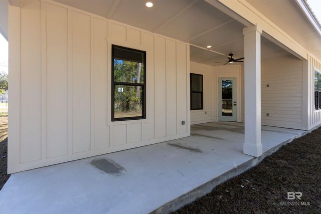 378 W 22nd Avenue, Gulf Shores, AL 36542