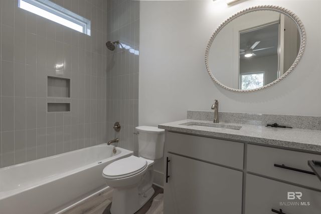 378 W 22nd Avenue, Gulf Shores, AL 36542