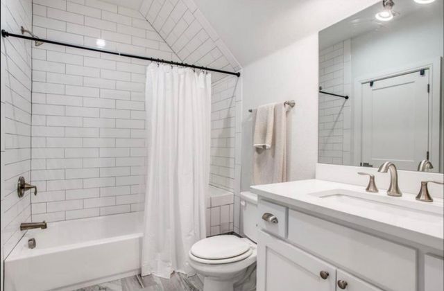 5073 Gaston Avenue 401, Dallas, TX 75214