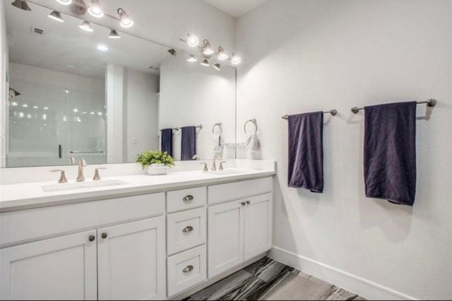 5073 Gaston Avenue 401, Dallas, TX 75214