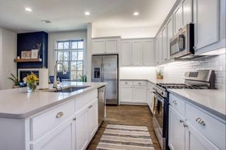 5073 Gaston Avenue 401, Dallas, TX 75214