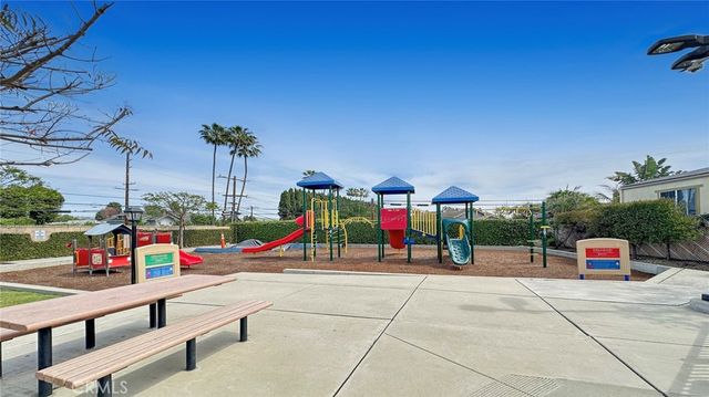 1750 W Lambert Road 39, La Habra, CA 90631