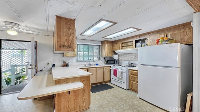 1750 W Lambert Road 39, La Habra, CA 90631