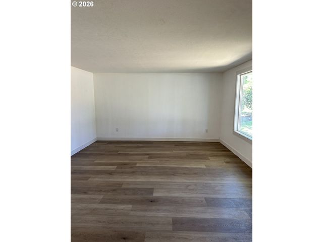 12904 Nw 36TH Ave, Vancouver, WA 98685