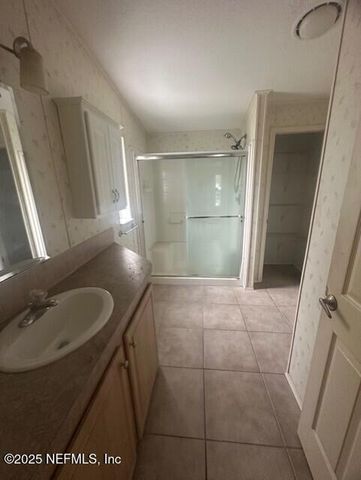 220 HORSE LANDING Road, Satsuma, FL 32189
