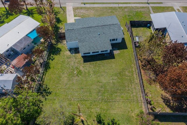 555 SE Airoso Boulevard, Port St. Lucie, Port St Lucie, FL 34983