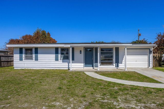 555 SE Airoso Boulevard, Port St. Lucie, Port St Lucie, FL 34983