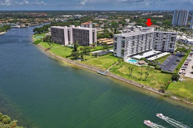 336 Golfview Road 203, North Palm Beach, FL 33408