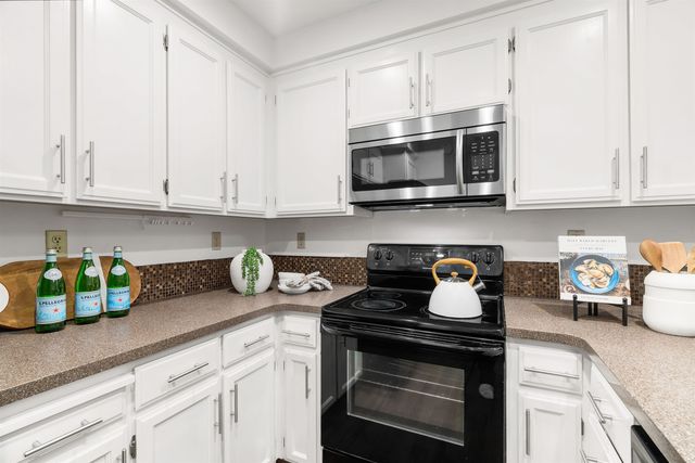 7774 Tuscany Dr, Dublin, CA 94568