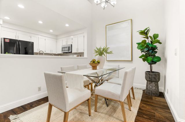 7774 Tuscany Dr, Dublin, CA 94568